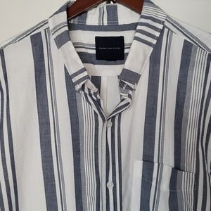 🔥3/$45 or 5/$60🔥  AE Short-Sleeved Vertical Stripe Shirt